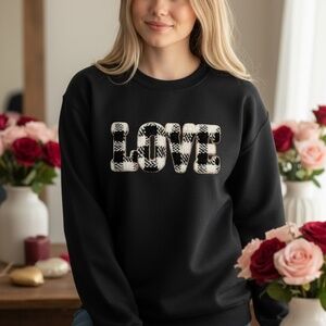 Love Valentine's day Sweatshirt S M L XL Stitched Faux Buffalo plaid knit new